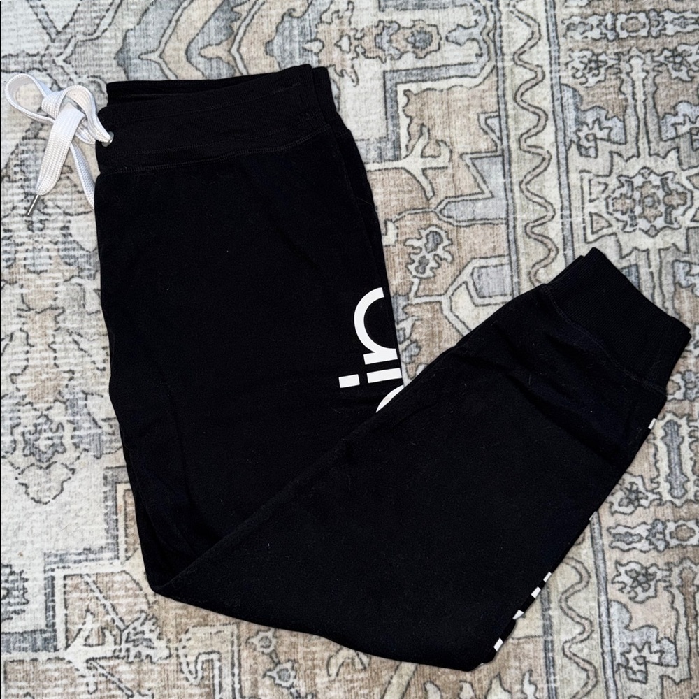 NWOT Women’s Calvin Klein Performance Sweatpants - Picture 3 of 5